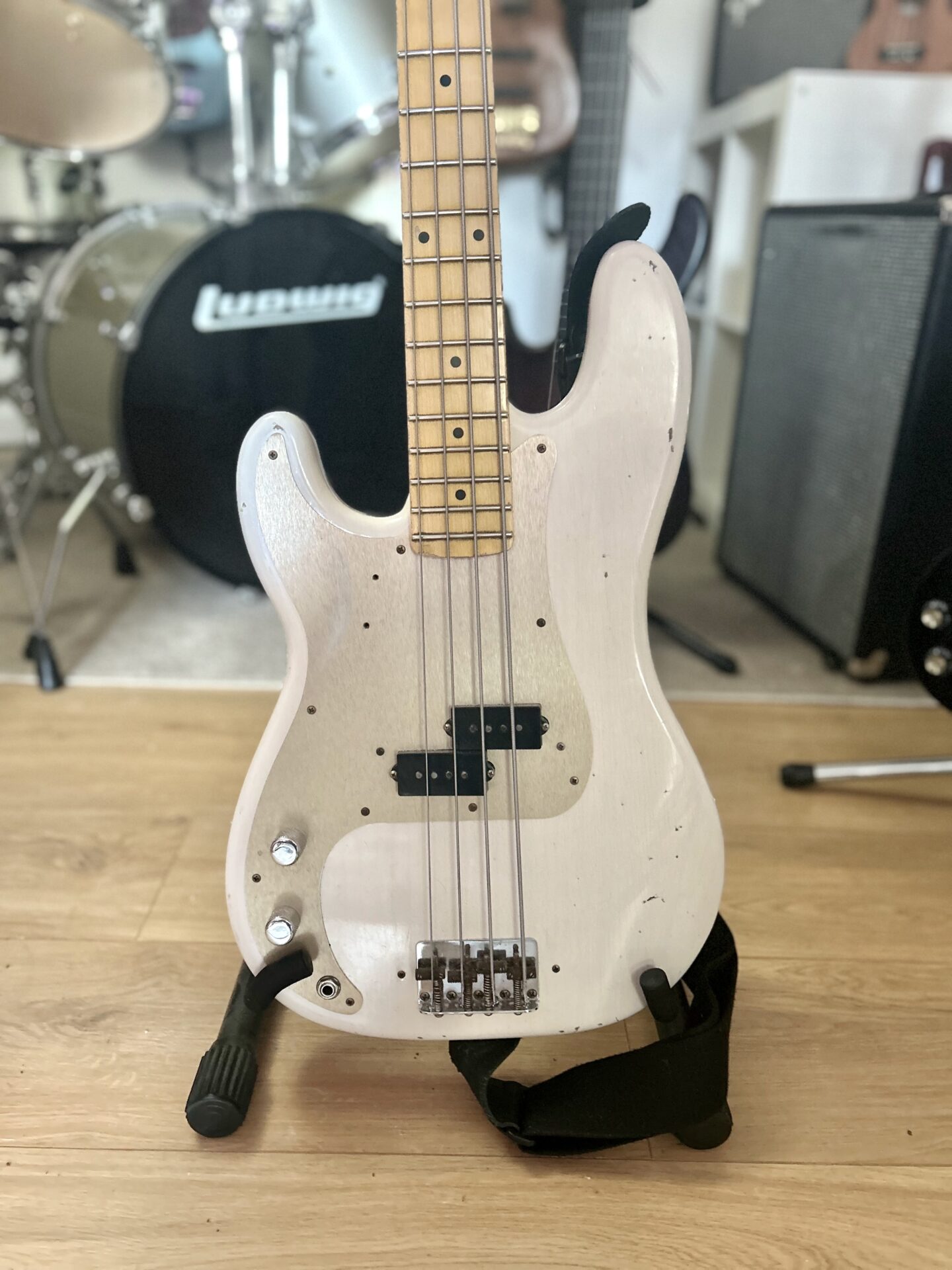 A close up of a fender electric bass